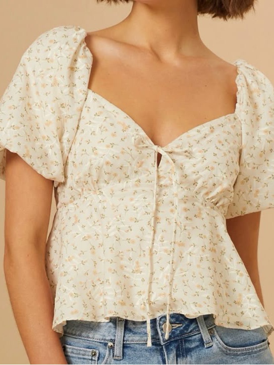 Nwt Altar'd State Cream And Peach Floral Tie-Front Puff Sleeve Top Size Xs